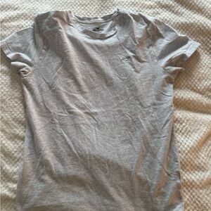 Hollister Gray Short Sleeve Tee